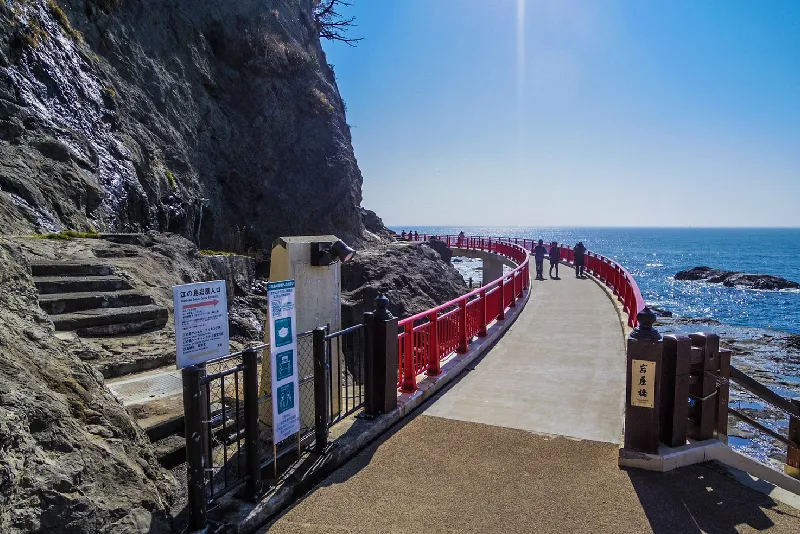 江の島 洞窟探検 岩屋