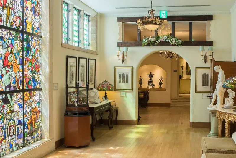 川奈ステンドグラス美術館