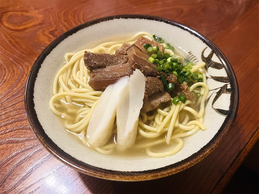 WITH SEA 石垣島での過ごし方 島の食を味わう
